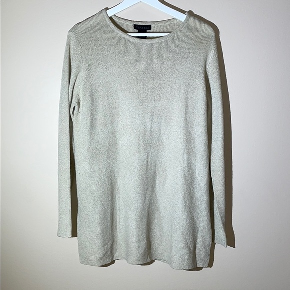 Express Sweater - Picture 2 of 7